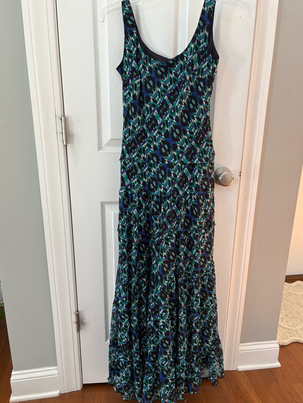 Evan Picone Sleeveless Printed Maxi Dress in Teal, Navy & Black